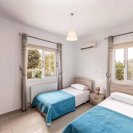 Lime Tree Villa *