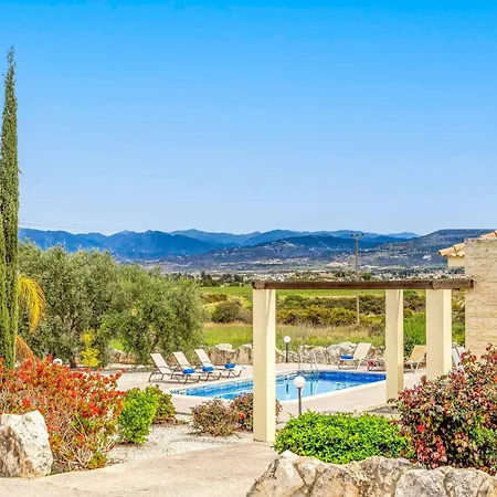 Lime Tree Βίλα Λατσί