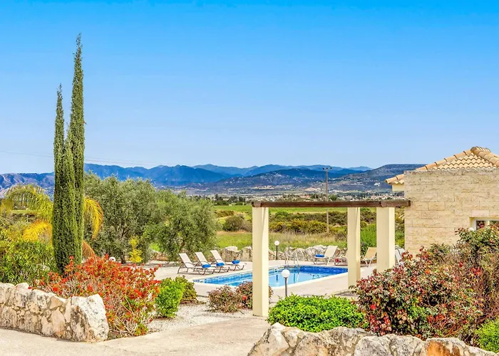 Lime Tree Villa Lachi